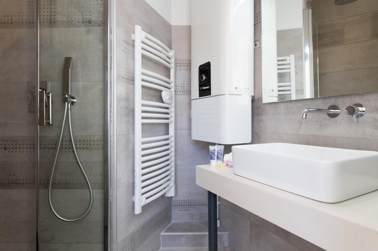 Anzur YourHostHelper Cannes Exterior foto