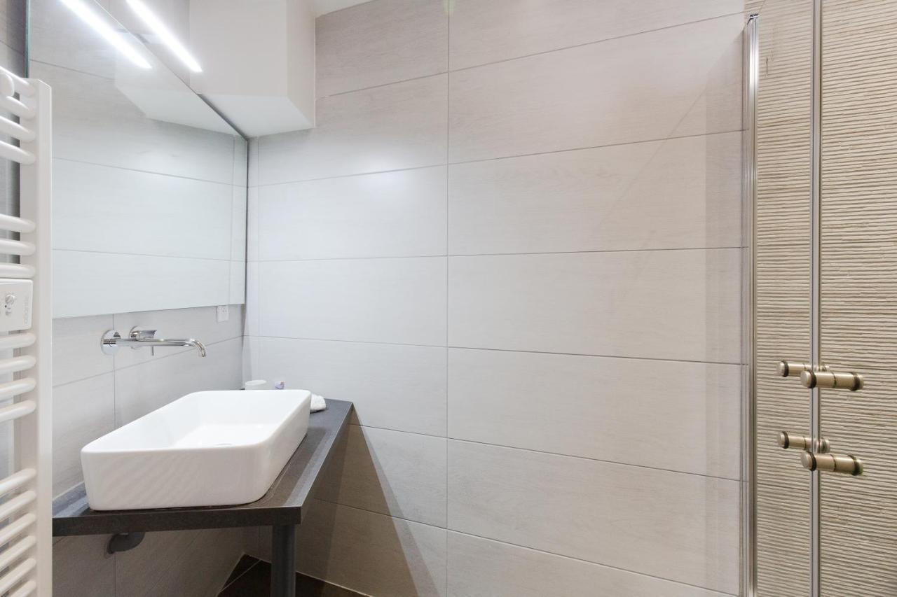 Anzur YourHostHelper Cannes Exterior foto